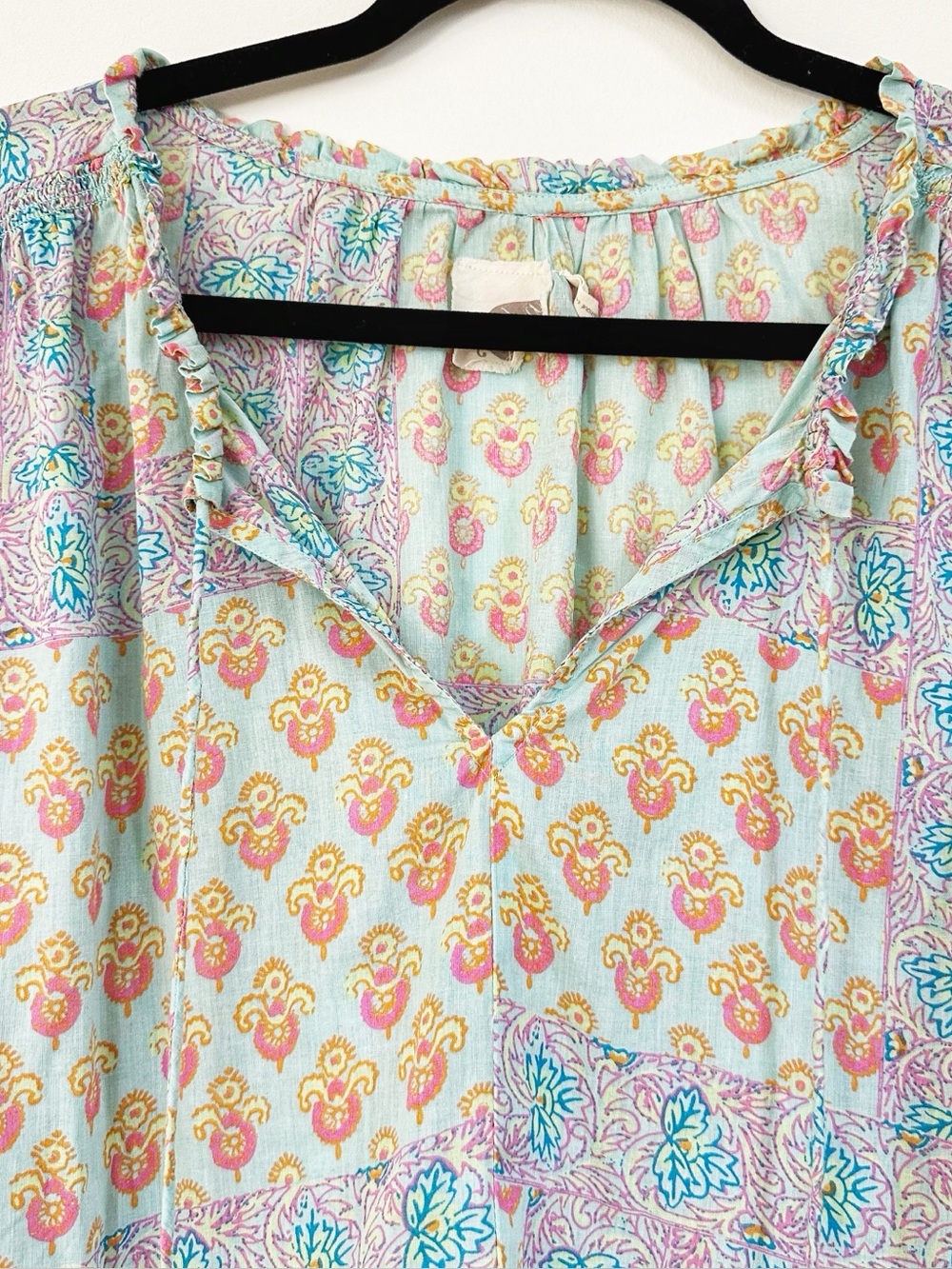 Anthropologie Lilka Sweetest Dreams Bell Sleeve Top Size Medium - Picture 5 of 9